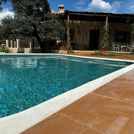 Alojamiento Rural En Aracena. Finca El Rehilete Bagian luar foto