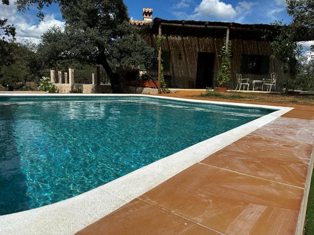 Alojamiento Rural En Aracena. Finca El Rehilete Bagian luar foto