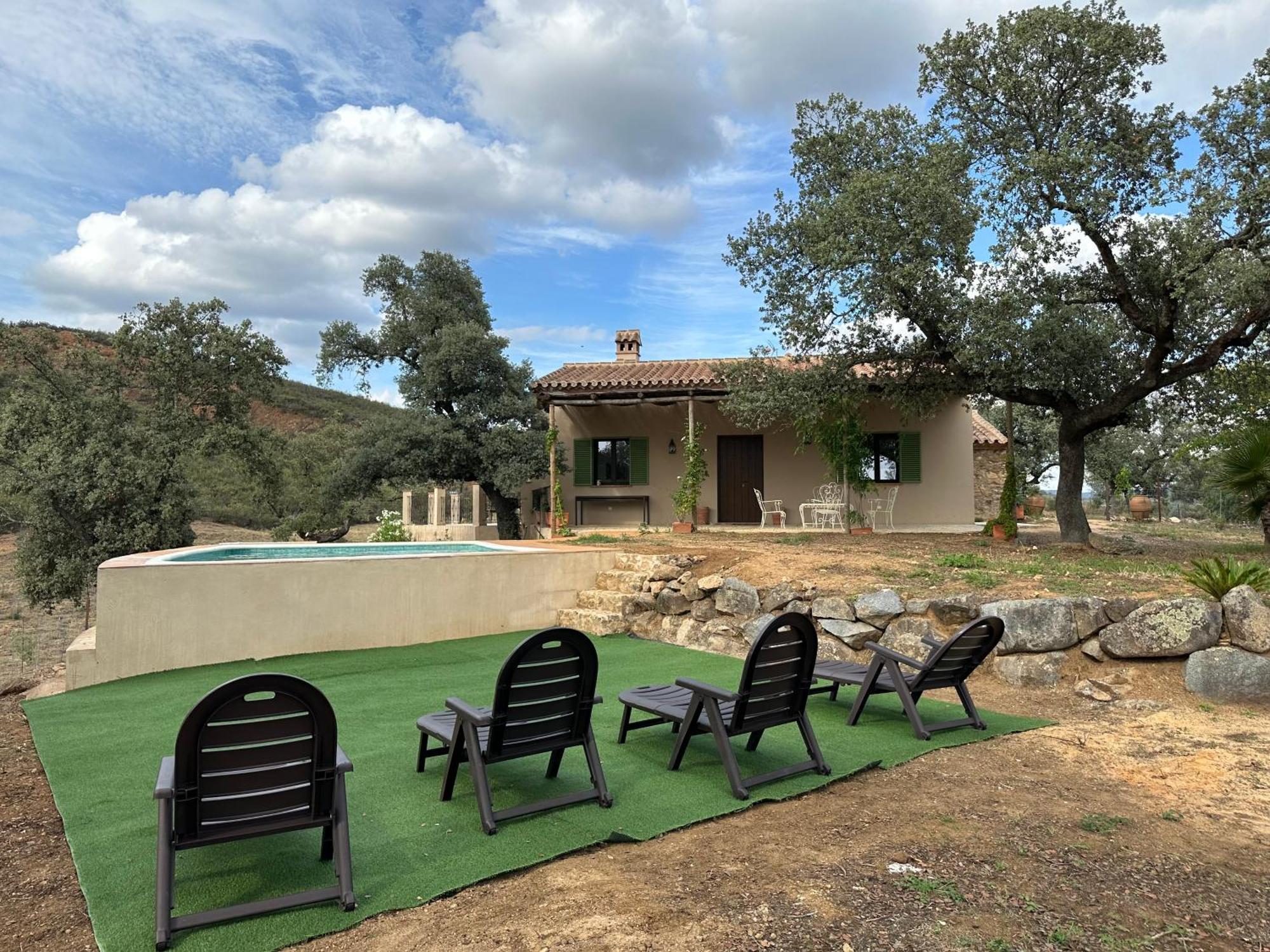 Alojamiento Rural En Aracena. Finca El Rehilete Bagian luar foto