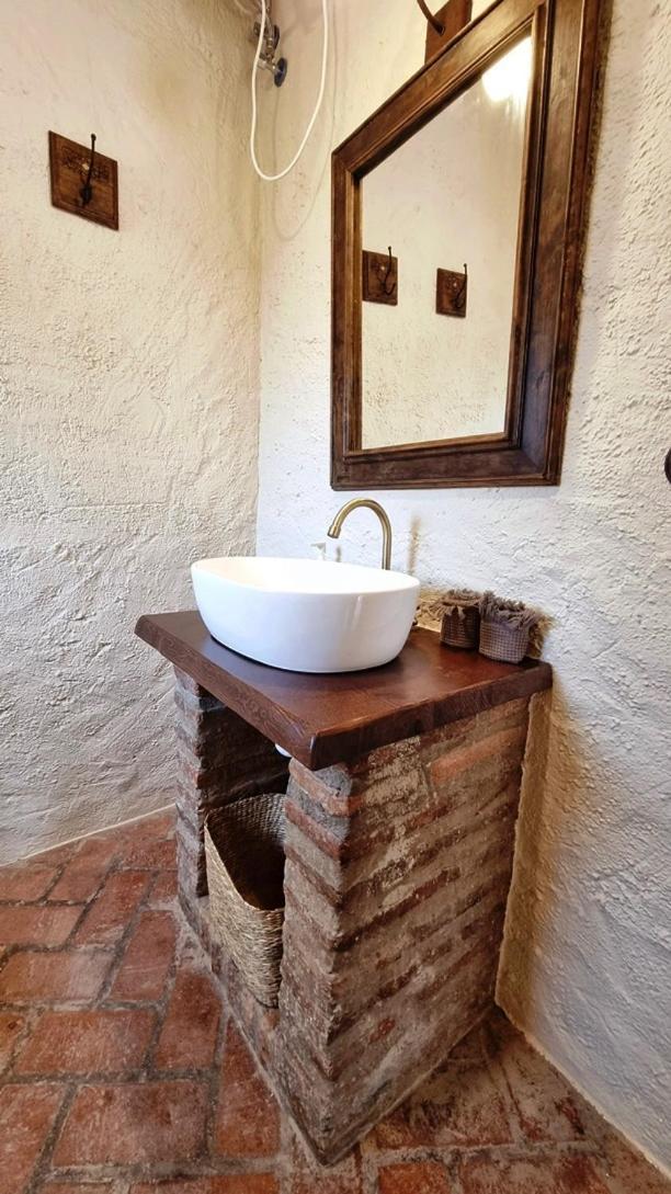 Alojamiento Rural En Aracena. Finca El Rehilete Bagian luar foto