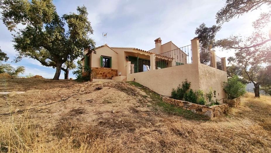 Alojamiento Rural En Aracena. Finca El Rehilete Bagian luar foto